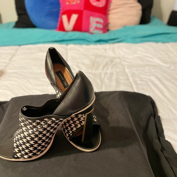 Derek Lam heels women’s 8.5 - Picture 2 of 5